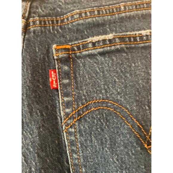 Levi's Wedgie Straight Button Fly Raw Hem Waterless Jean Women's Size 28 - Picture 8 of 12